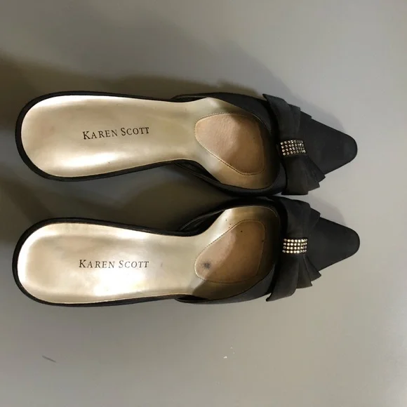 Karen Scott Black Satin Pointed Mule with Rhinestone Bow Accent - Picture 5 of 10